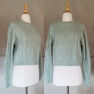 Major Label Group Pastel Green Sweater Juniors Size S